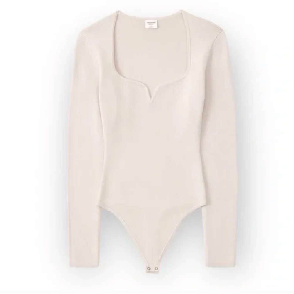 Abercrombie and Fitch Women’s Sweetheart Sweater Bodysuit in Cream